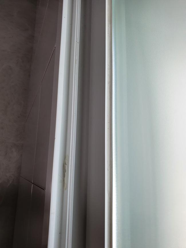 구리시 바닥왁스청소 전문업체, 스팅거클리닝으로 새처럼 반짝이세요!