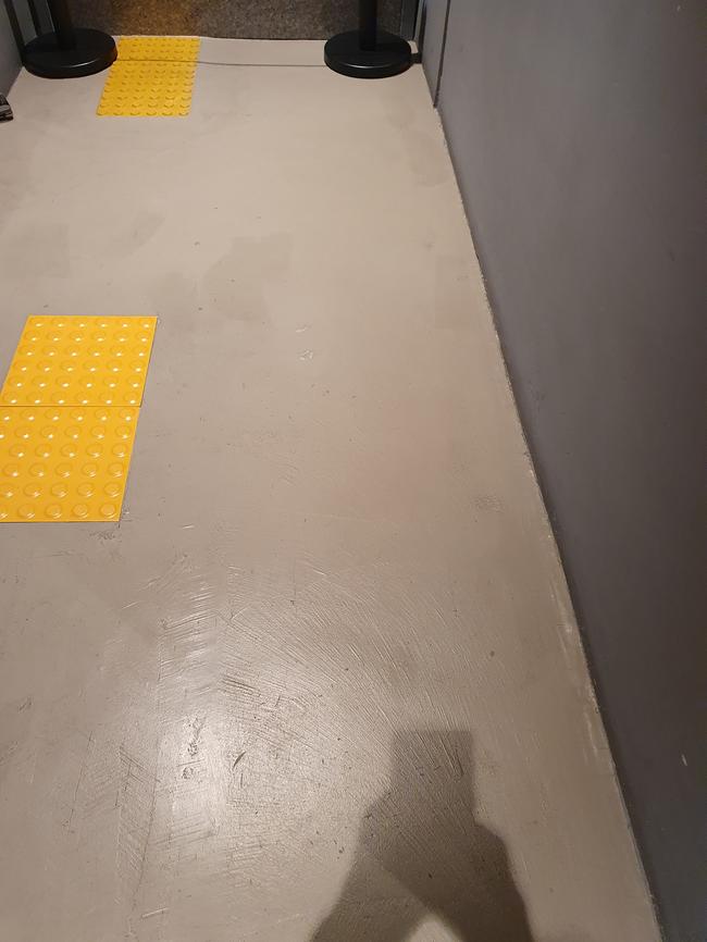 평촌신도시 전문 청소업체, 스팅거클리닝의 맞춤형 공장청소 서비스