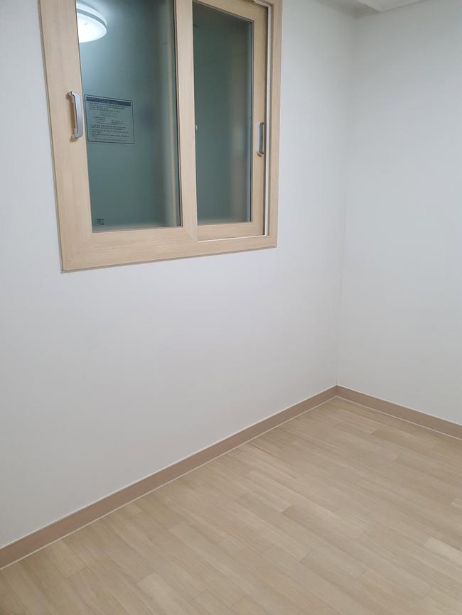 사천시 광고물제거청소, 스팅거클리닝의 전문 서비스로 쾌적한 환경 유지!