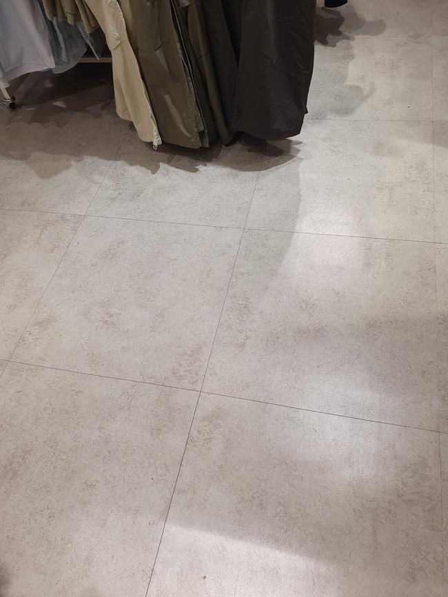 울진군 노래방청소, 전문 청소업체 스팅거클리닝의 맞춤형 서비스