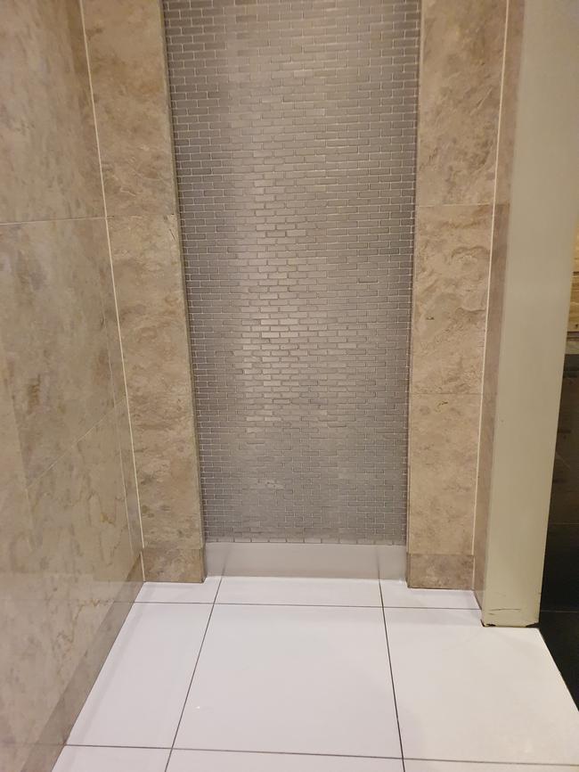 곡성군 유리외벽청소, 스팅거클리닝의 전문 서비스로 깨끗하게!