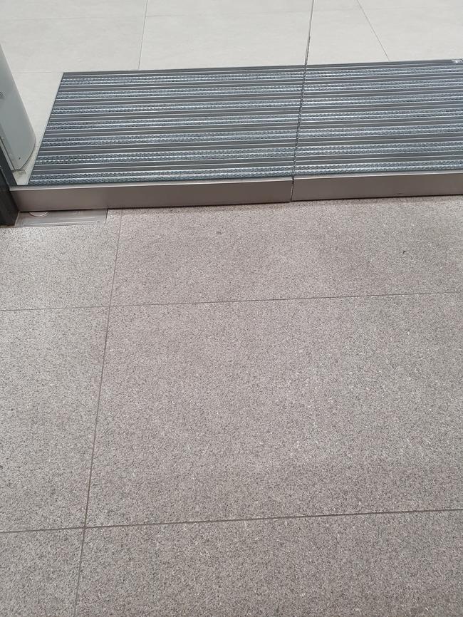 서울 성동구 사망현장청소, 스팅거클리닝의 전문적 서비스로 안전하게 해결하세요