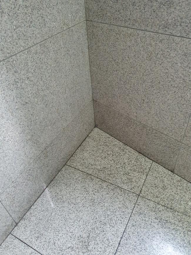 청주시 청원구 기름제거청소, 스팅거클리닝의 전문 서비스로 완벽 해결!