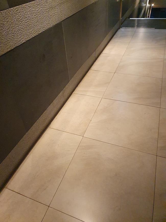 서울 종로구 바닥왁스청소, 스팅거클리닝의 전문 서비스로 완벽하게!