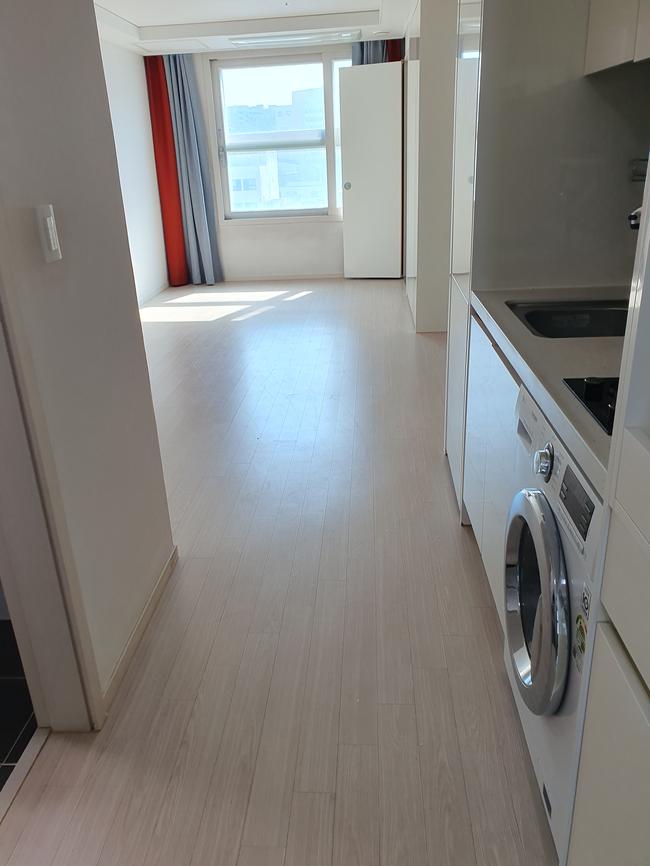 광주 서구 스티커 제거 전문 업체, 스팅거클리닝의 효과적인 청소 솔루션