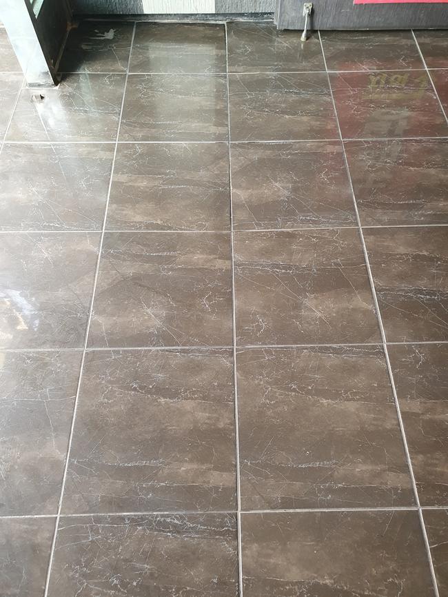 성주군 모텔청소, 스팅거클리닝의 전문 청소 서비스로 청결을 유지하세요!