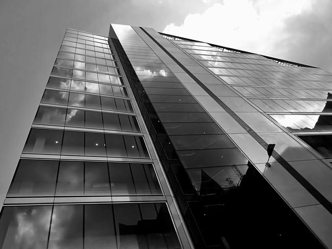 서울 성동구 지하주차장청소, 스팅거클리닝의 전문 서비스로 완벽 정리!