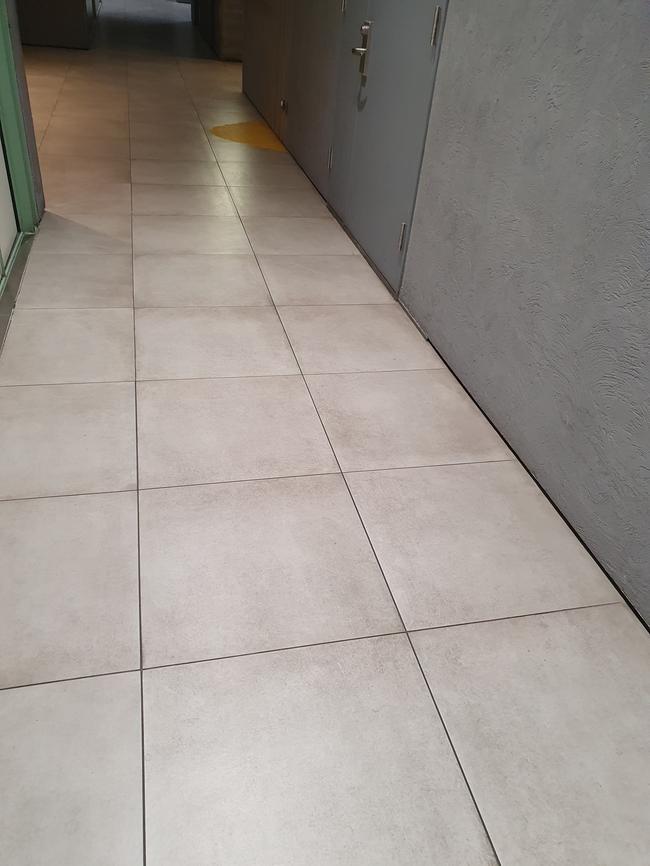 오송신도시 현관청소, 스팅거클리닝의 전문 청소 서비스로 걱정 없이!